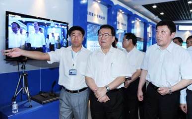李長春 以高度的文化自覺與文化自信，扎實推進文化體制改革——兼論簡視傳媒的時代使命